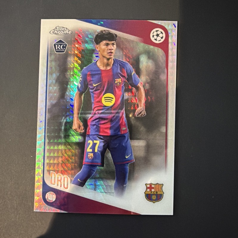 2025-26 Topps Chrome UEFA Club Prizm Refractor 🔥 #111 - DRO - FC Barcelona RC
