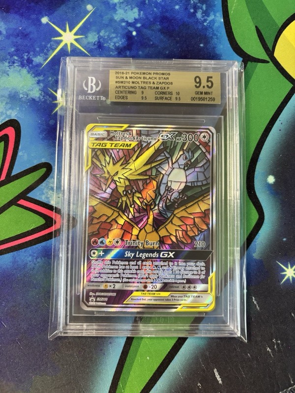 2019 Pokémon Moltres & Zapdos & Articuno Tag Team GX Black Star Promo BGS 9.5