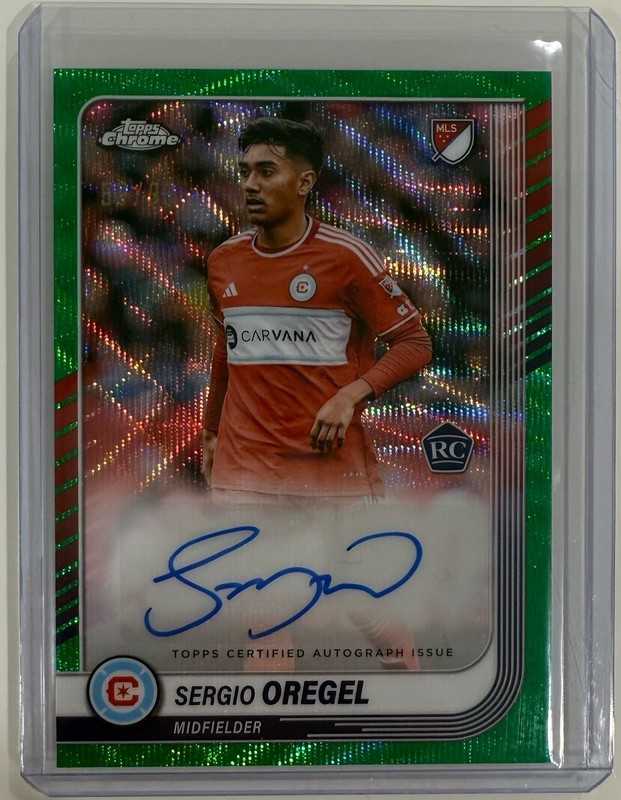 2025 Topps Chrome MLS Sergio Oregel Green Wave Refractor Auto /99 Chicago Fire