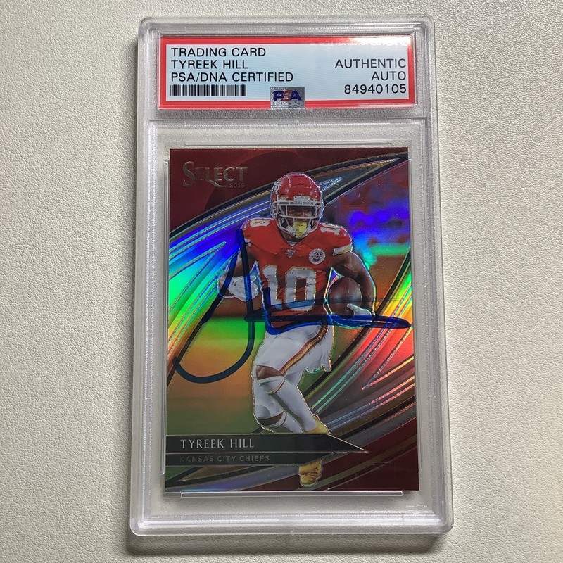 2019 Panini Select Field Level Tyreek Hill Authenticated On Card Autograph PSA