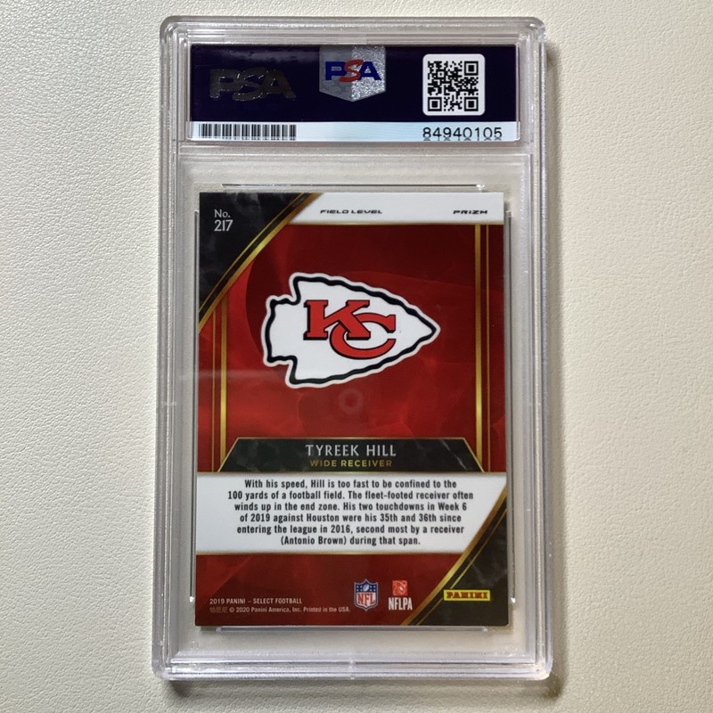 2019 Panini Select Field Level Tyreek Hill Authenticated On Card Autograph PSA view 2