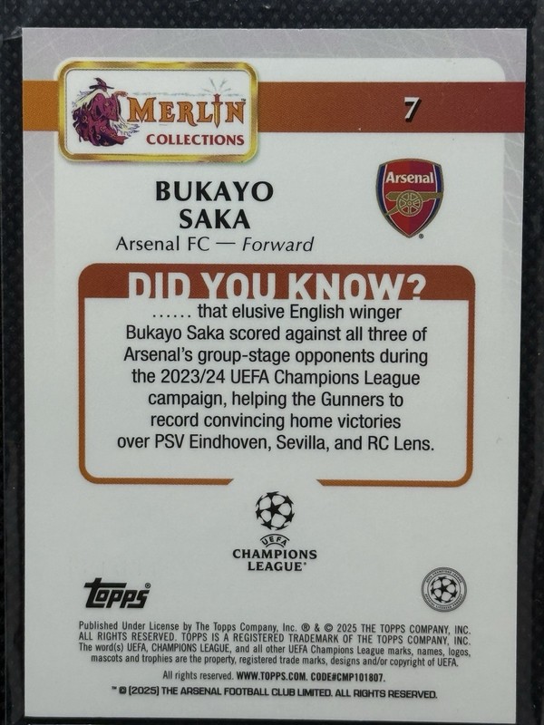 Bukayo Saka Pink Atomic /199 | 2024-25 Topps Merlin UEFA #7 Arsenal England SP view 2