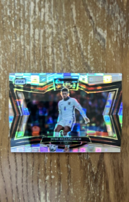 2024-25 Panini Select Fifa - Field Level Jude Bellingham #211 Pandora Prizm