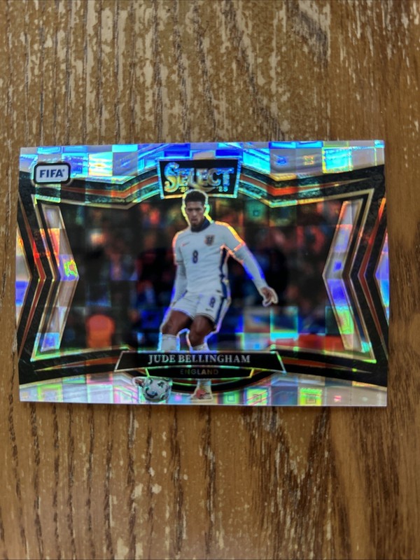 2024-25 Panini Select Fifa - Field Level Jude Bellingham #211 Pandora Prizm view 2
