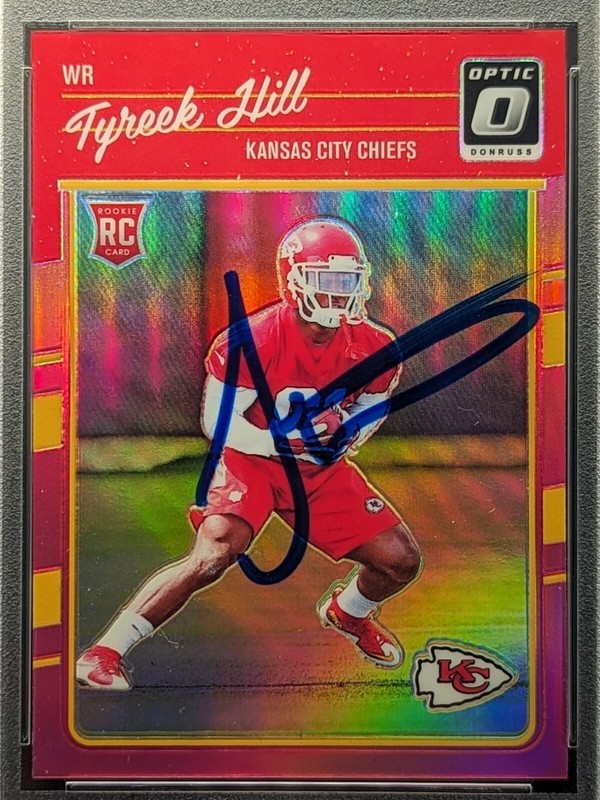 TYREEK HILL Rookie Auto 2016 Optic Pink Holo Prizm PSA Authentic Auto SP RC view 2