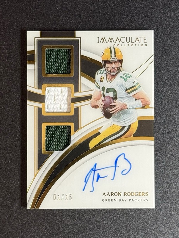 Aaron Rodgers 2022 Panini Immaculate Patch Auto #IPC-ARO Packers 01/15