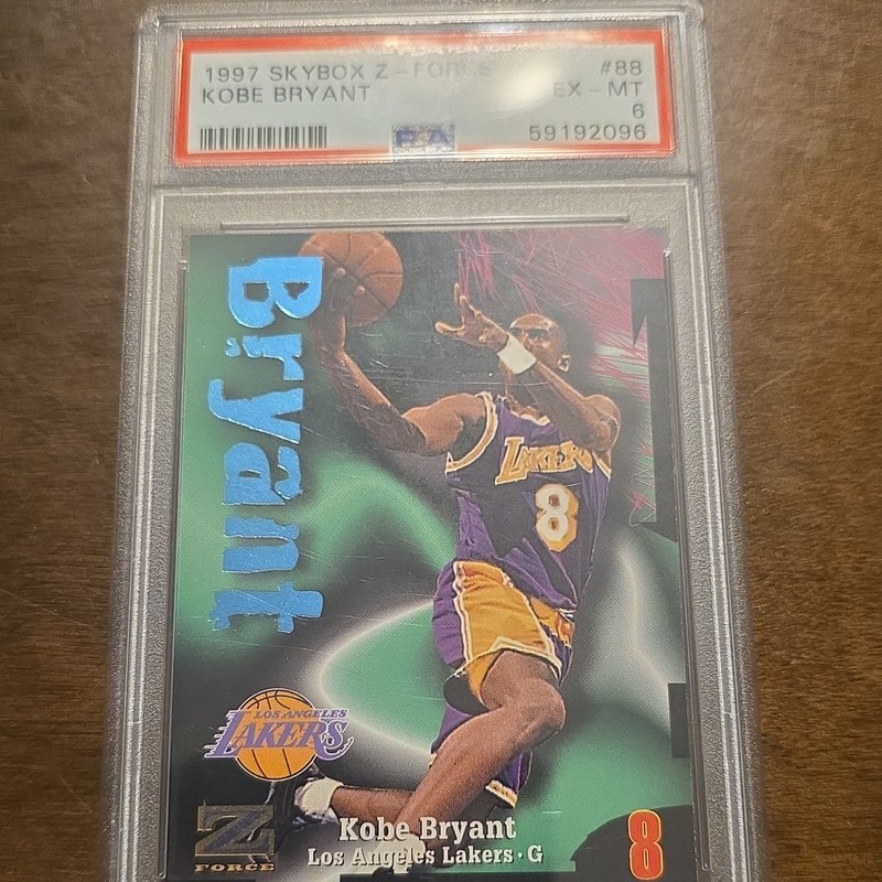SkyBox 1997-98 Z-Force Kobe Bryant #88 PSA Los Angeles Lakers Base Set