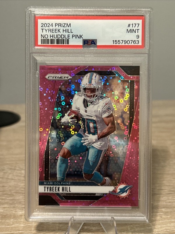 2024 Panini Prizm Football Pink No-huddle Tyreek Hill /25 PSA 9