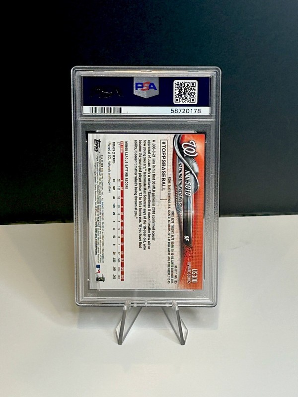 2018 Topps Update Series Juan Soto #US300 RC PSA 10 view 2