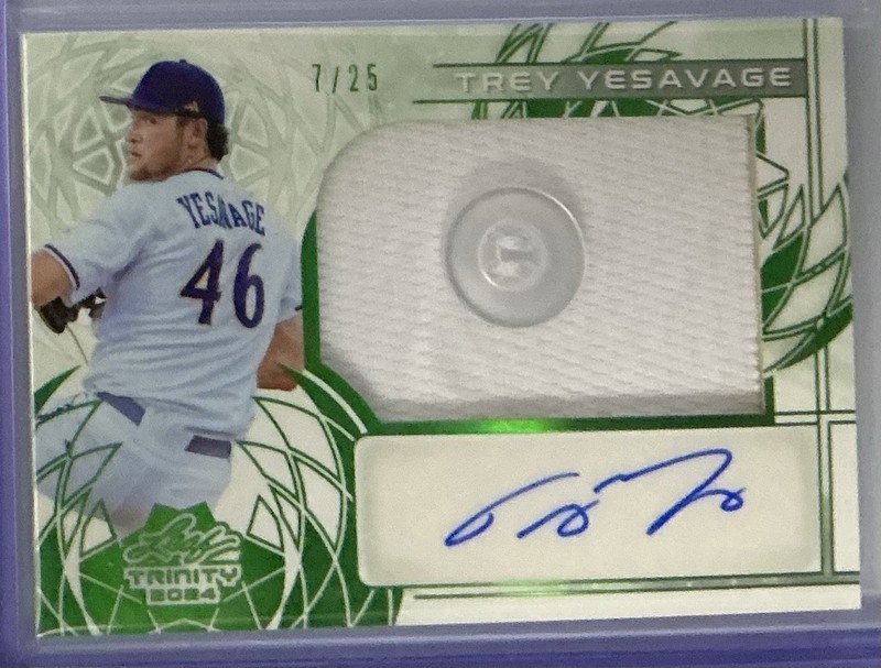 🔥Trey Yesavage #PA-TY1⚾️2024 Leaf Trinity⚡️Green Button Patch Auto⚡️7/25 Jays🔥