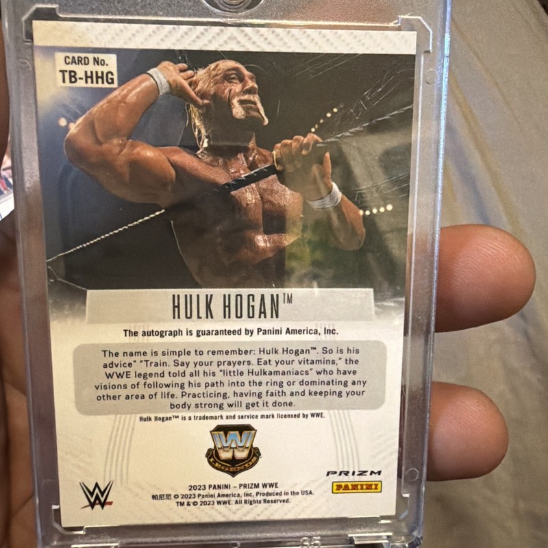 2023 Prizm WWE Hulk Hogan Throwback Prizm Auto  view 2