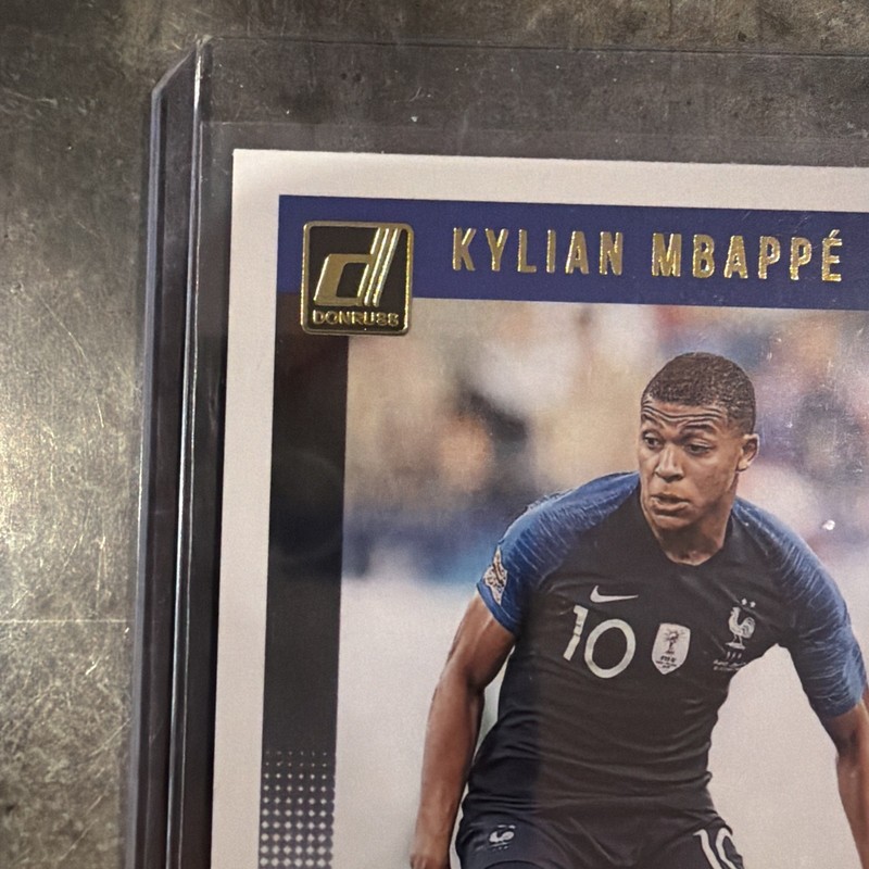2018-19 Panini Donruss Kylian Mbappe #132 Rookie RC view 2