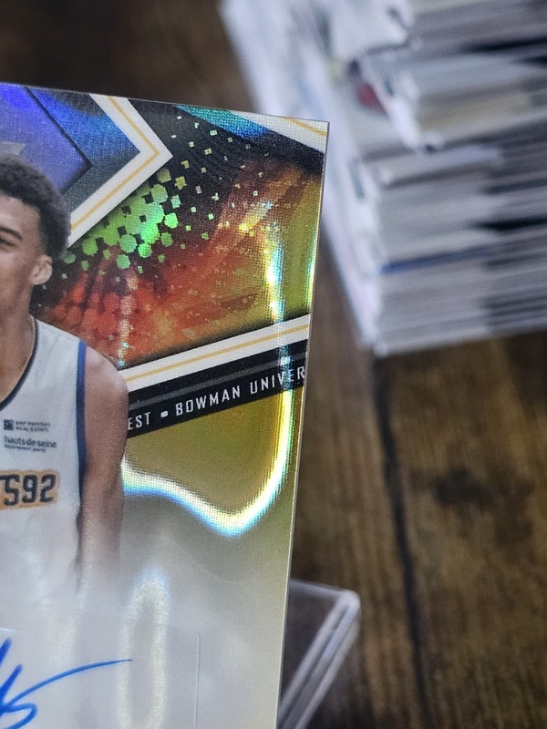 Victor Wembanyama 2022-23 RC Auto /75 Bowman University Best GOLD Lava Prizm view 2
