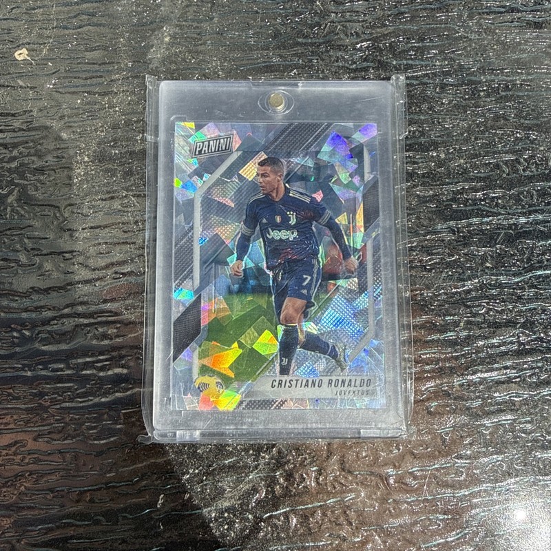 2020-21 PANINI VIP SILVER CRACKED ICE PRIZM Cristiano Ronaldo /99