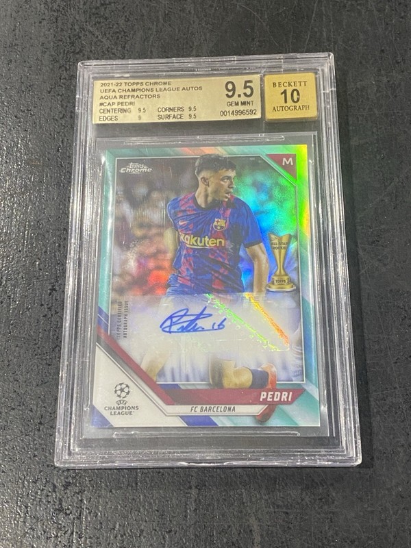 2021-22 Topps Chrome UCL Pedri Aqua Refractor Auto /199 Rookie BGS 9.5