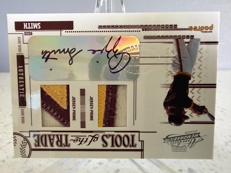 2005 Absolute Memorabilia 'TOTT' Red Dual Prime Patch/Auto Ozzie Smith TT-160 /5 view 2