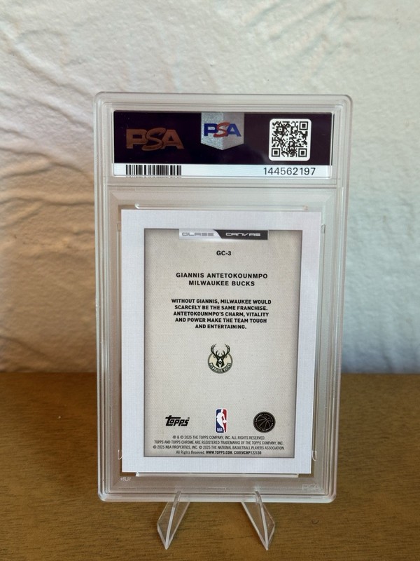 2025-26 Topps Chrome Giannis Antetokounmpo #GC-3 Glass Canvas Case Hit SSP PSA 9 view 2