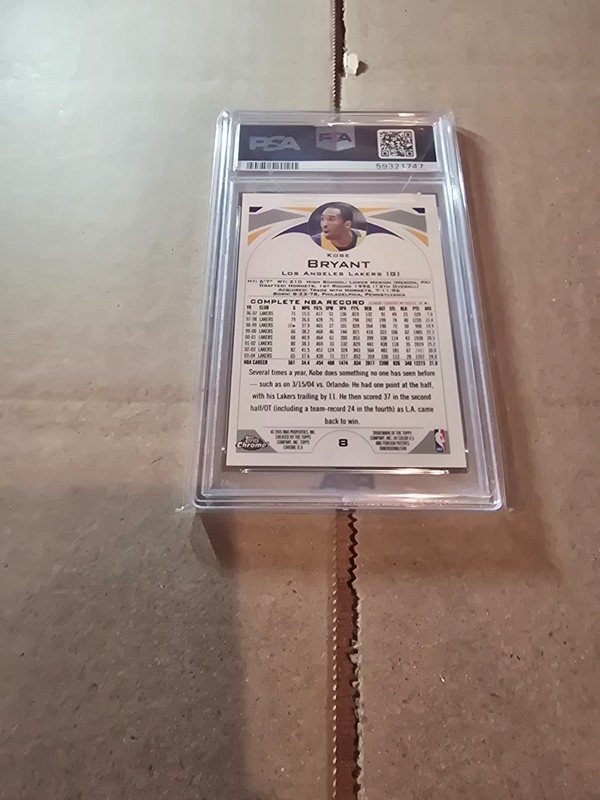2004-05 Topps Chrome - Kobe Bryant #8 - PSA 10 - GEM MT - Lakers view 2