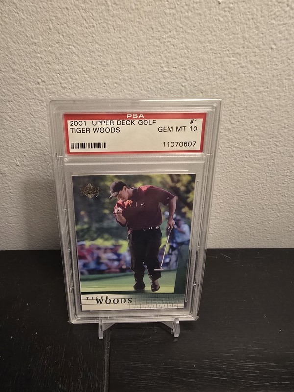 Upper Deck 2001 Golf Tiger Woods Rookie Card #1 PSA 10
