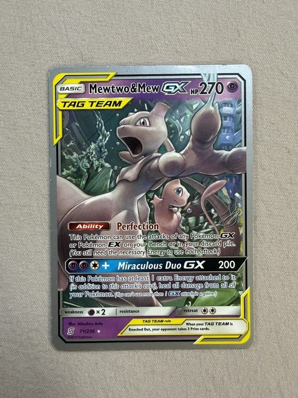 2019 Pokémon TCG Mewtwo & Mew GX Tag Team  71/236 World Championships 