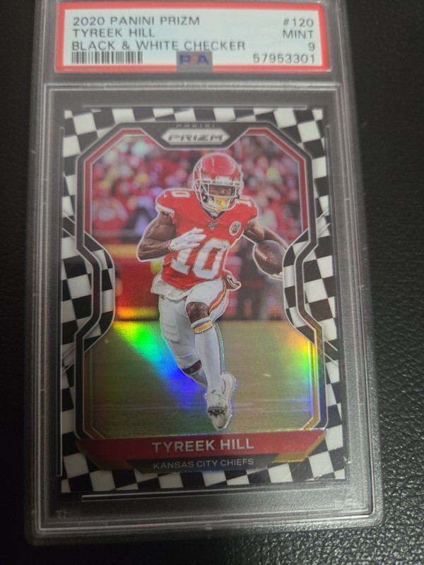 2020 Panini Prizm - Tyreek Hill #120 Black & White Checker Prizm PSA 9  view 2