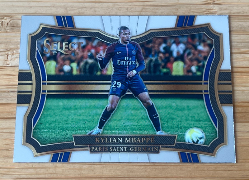 2017-18 Panini Select Field Level Kylian Mbappe #224 Rookie RC view 2