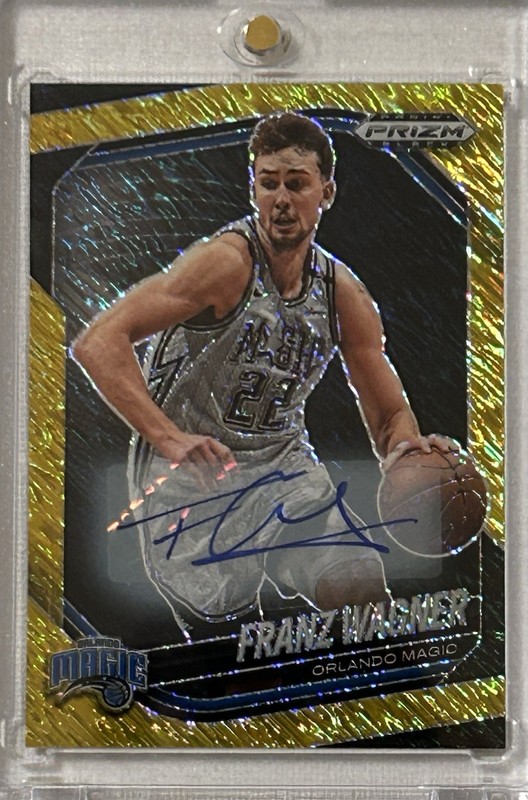 2024-2025 Panini Prizm Black Franz Wagner (Magic) Gold Shimmer FOTL Auto /10
