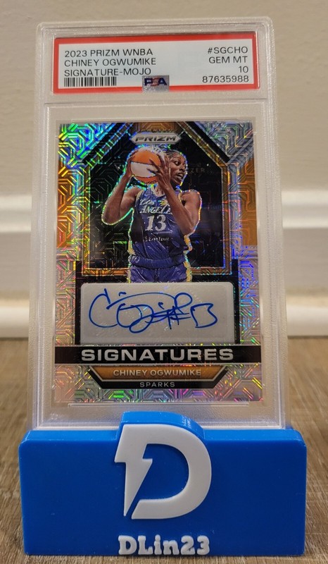 2023 PANINI PRIZM WNBA CHINEY OGWUMIKE SIGNATURES MOJO AUTO #/25 SG-CHO PSA 10