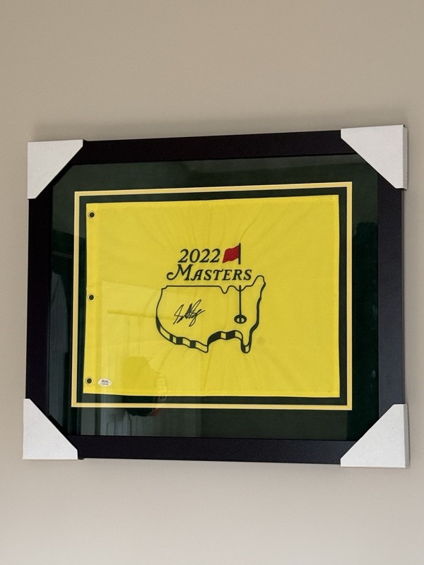 Scottie Scheffler Signed 2022 Masters Flag Professionally Framed PSA DNA COA 