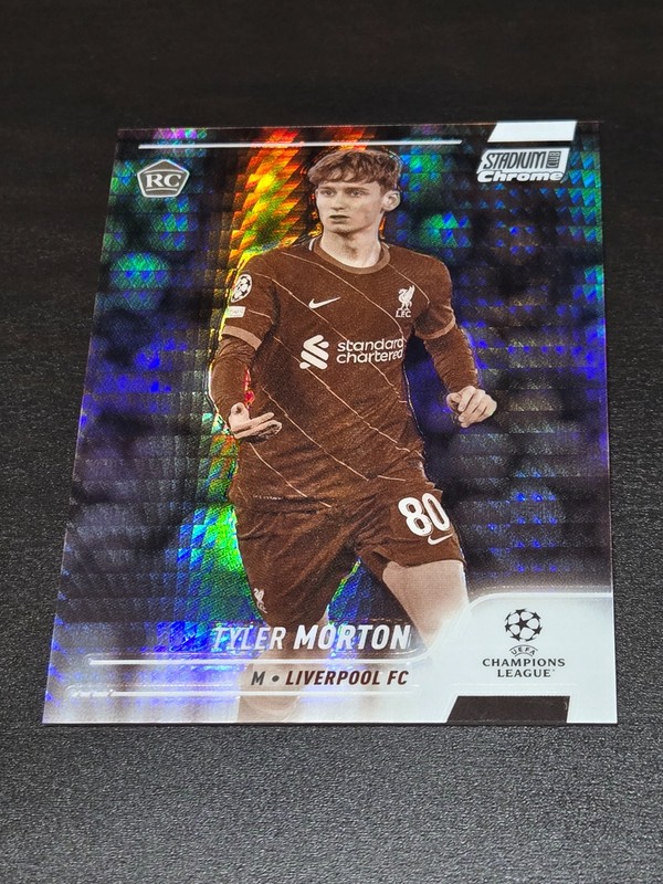 2022 Topps Stadium Club Chrome UEFA Tyler Morton ROOKIE PRIZM #/75 Liverpool FC
