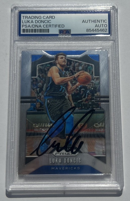 2019 Luka Doncic Panini Prizm Auto Los Angeles Lakers PSA/DNA