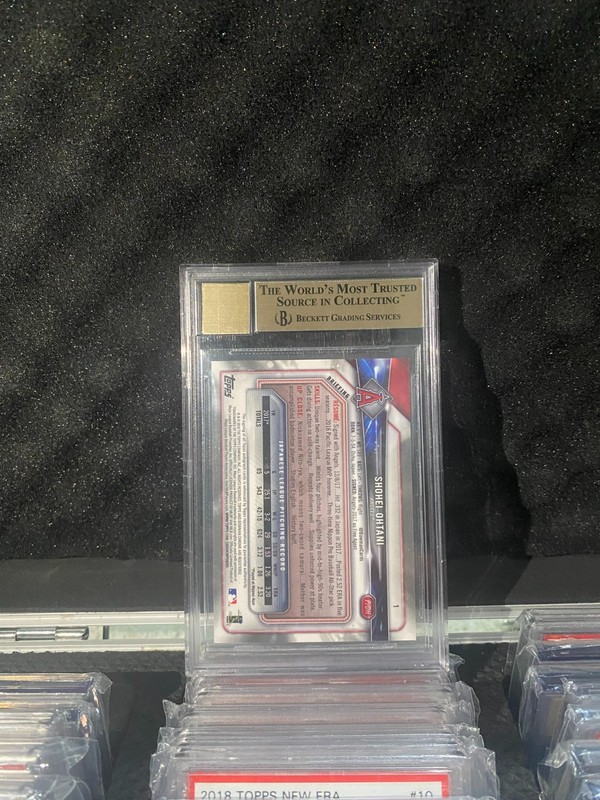 2018 Bowman Chrome #1 Shohei Ohtani Carrying Bag Variation Auto /25 BGS 9.5 view 2