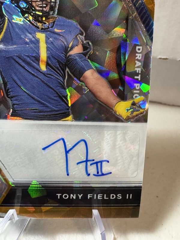 2021 PRIZM GOLD CRACKED ICE AUTO TONY FIELDS II ROOKIE WEST VIRGINIA FOOTBALL view 2