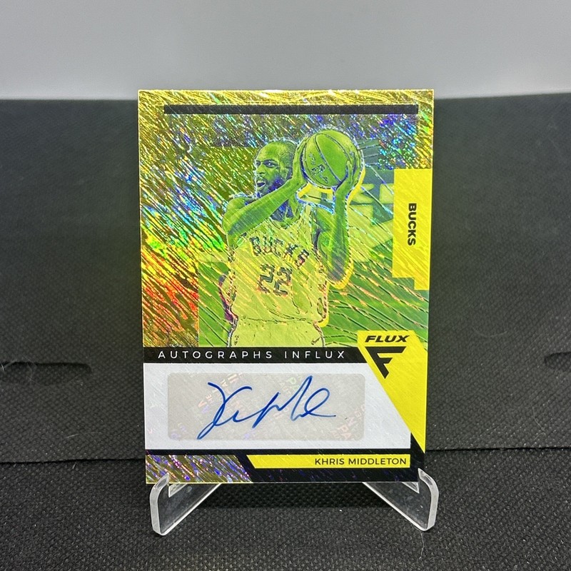 2020-21 Panini Flux Khris Middleton Influx Auto Prizm Gold Shimmer /10 NBA