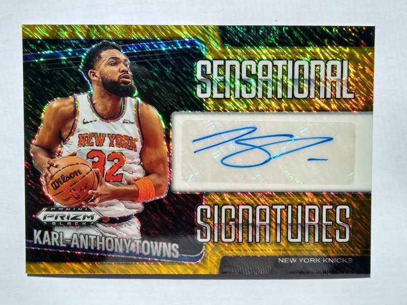 2024-25 Panini Prizm Black Sensational Karl-Anthony Towns Auto Gold /10 Knicks