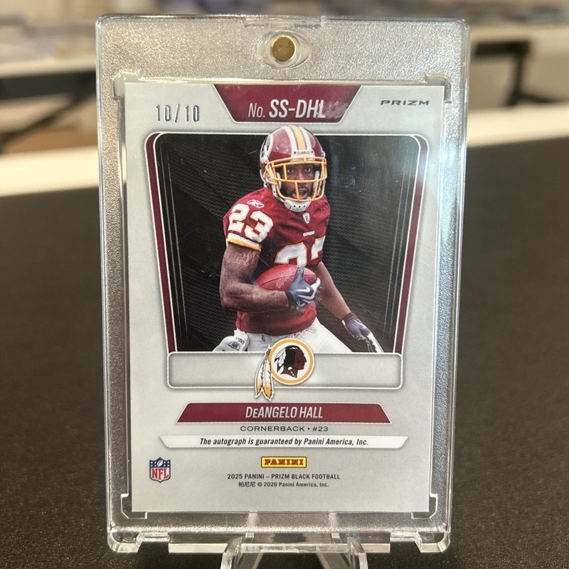 2025 Panini Prizm Black DeAngelo Hall Sensational Signatures Gold 10/10 view 2