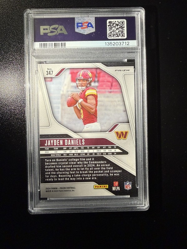 2024 Prizm Jayden Daniels Black And White Checker Rookie PSA 9 view 2