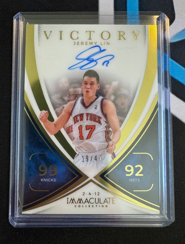 2024/25 PANINI IMMACULATE JEREMY LIN CERTIFIED VICTORY AUTO #/49 KNICKS