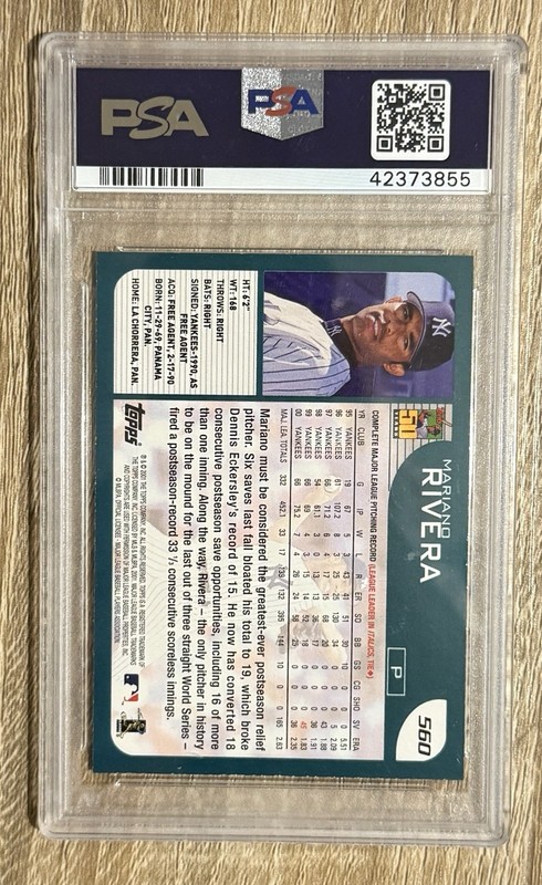 2001 Topps Mariano Rivera #560 PSA 9💎Mint New York Yankees HOF Pop 23 10 Higher view 2