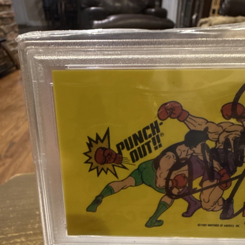 Topps 1989 Punch-Out!! Double Dragon Autographed Manny Pacquiao PSA/DNA #28 view 2