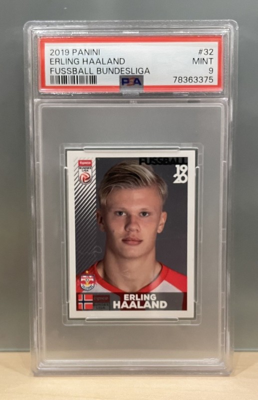 2019 PANINI FUSSBALL BUNDESLIGA #32 ERLING HAALAND ROOKIE RC STICKER PSA 9 MINT