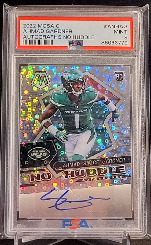 2022 Mosaic Autographs No Huddle Ahmad "Sauce" Gardner #ANHAG RC PSA 9