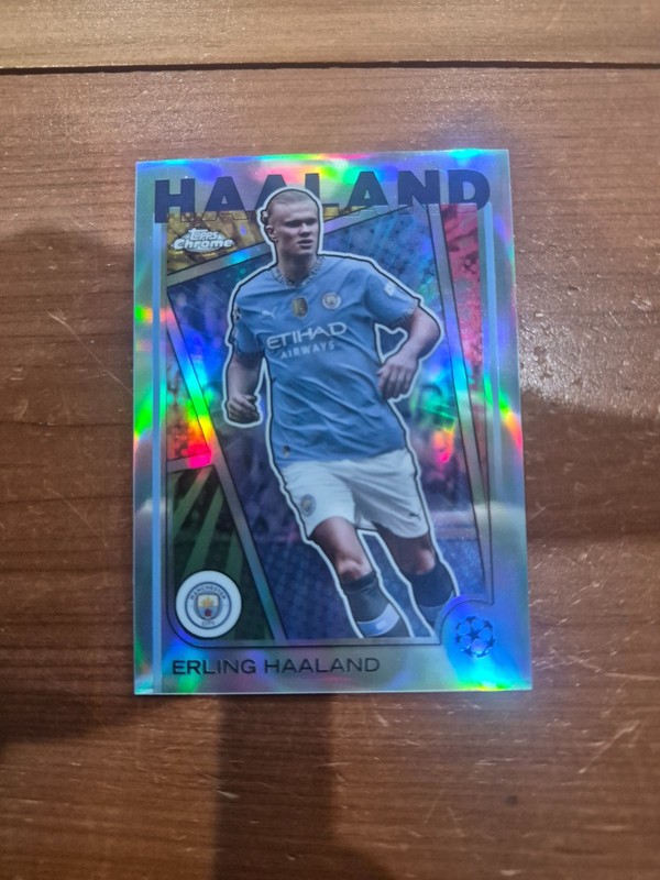 2024-25 Topps Chrome UEFA CC Erling Haaland Hero Variation Refractor !! 🔥🔥
