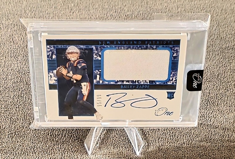 2022 Panini One Football Bailey Zappe 29 Auto Relic #d 95/99 RC Encased 