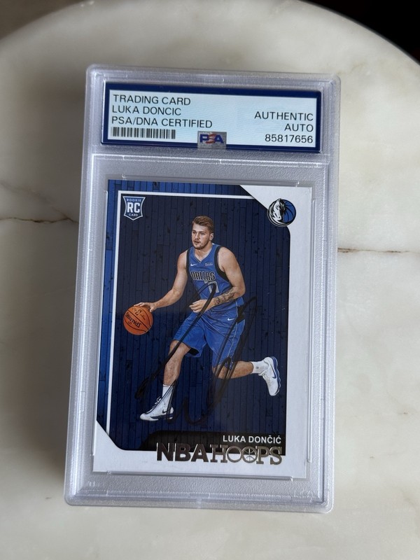 Luka Doncic Signed 2018 Panini Hoops #268 Card PSA Auto Slabbed Rookie RC