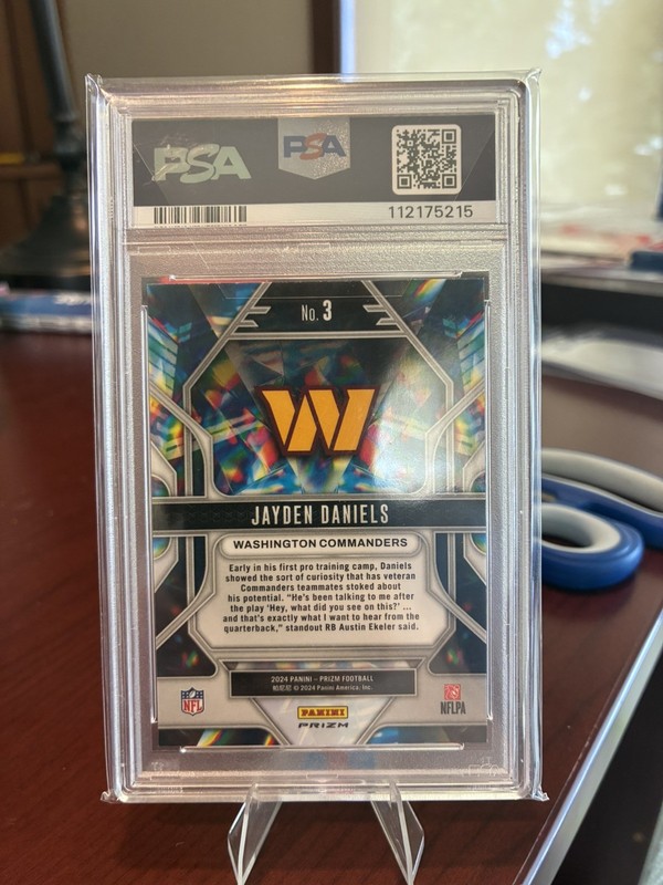 Panini Prizm Prizmatic Jayden Daniels #3 Green Prizm Rookie Commanders PSA 10 view 2