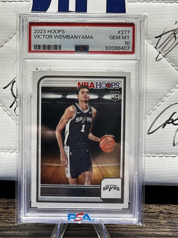 2023 NBA Hoops Victor Wembanyama Rookie Card PSA 10 
