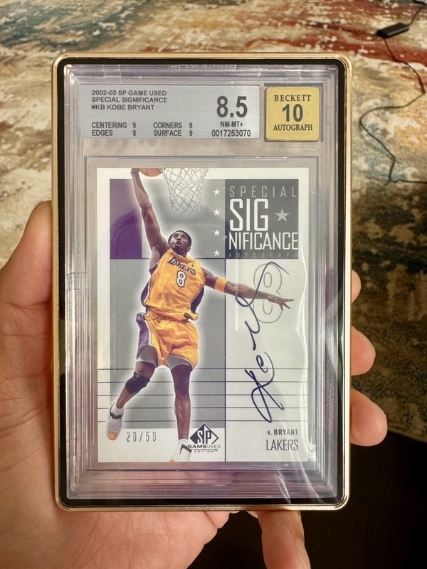 2002 SP game used Special Significance Kobe Bryant Auto BGS 8.5 Auto 10