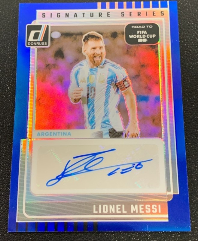 Lionel Messi 2025-26 Donruss Road To World Cup Signature Series Blue Auto /199