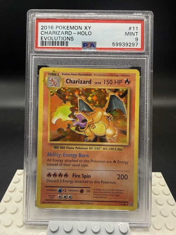 Pokémon Charizard Evolutions Holo Rare 2016 11/108 PSA 9 59939297